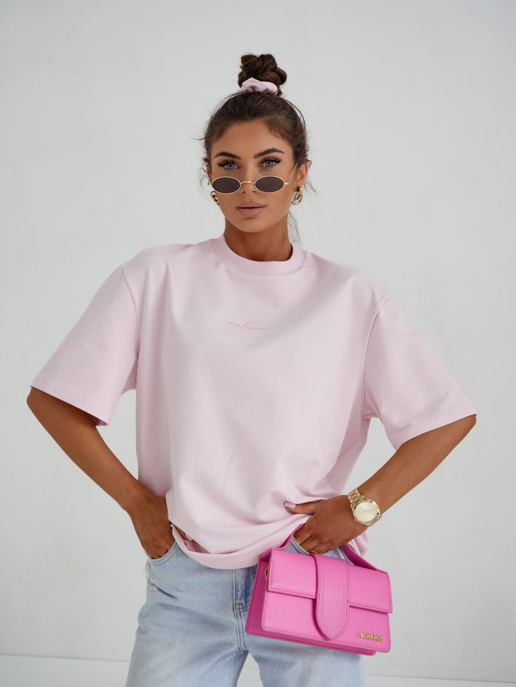 "T-shirt Miluna haft pudrowy róż – LUNIChic BY P"